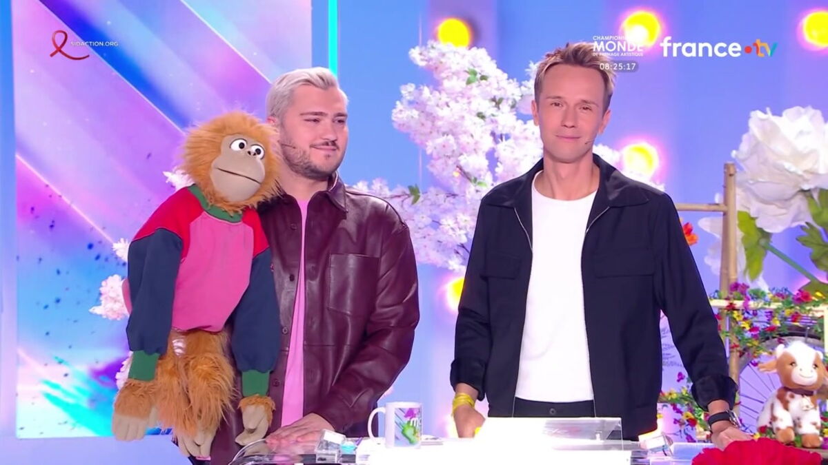 Cyril Féraud dévoile une photo de jeunesse avec Jeff Panacloc et Jean-Marc dans Tout le monde veut prendre sa place : “Tu venais de naître” (VIDEO) – Télé-Loisirs