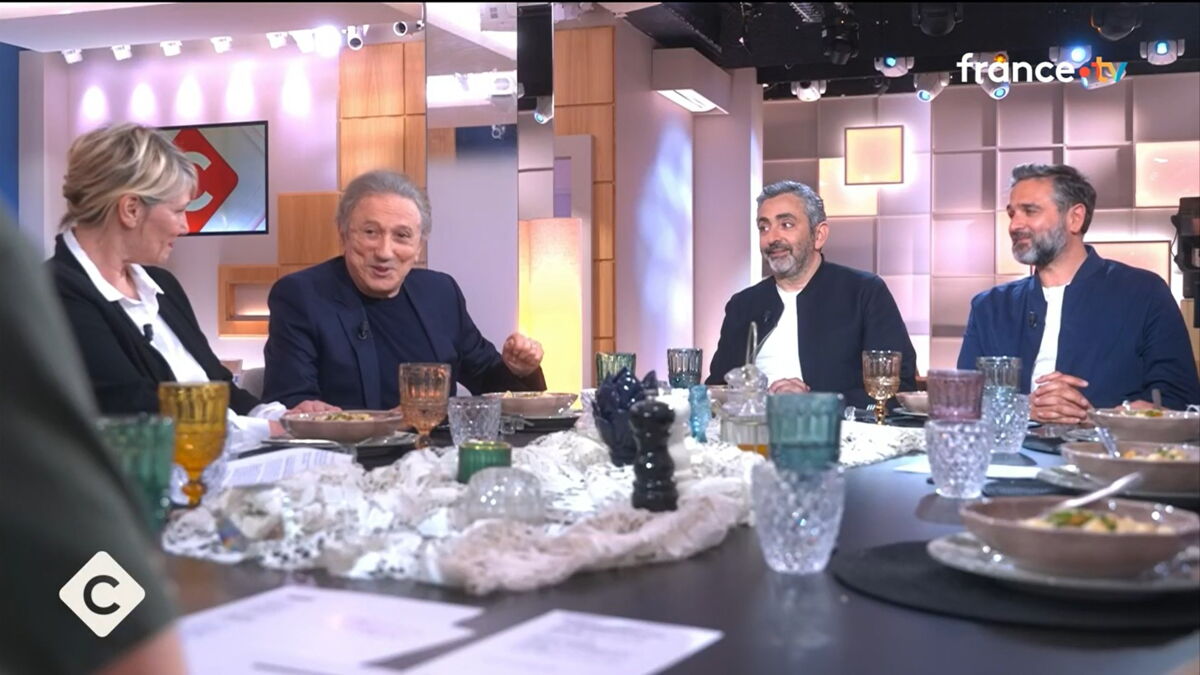 “Merci de rappeler leur mémoire” : Michel Drucker fait une apparition surprise dans C à vous et dévoile une anecdote sur la famille d’Olivier Nakache – Télé-Loisirs