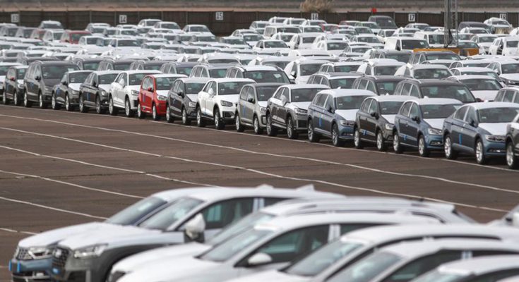 تراجع إنتاج السيارات بريطانيا أدنى مستوى