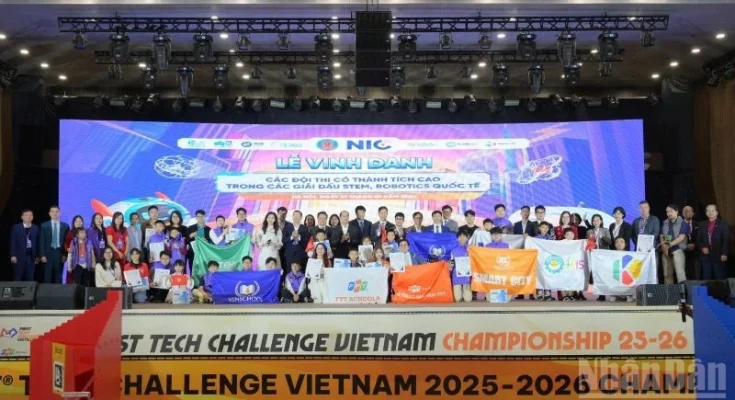 تأكيداً الدور الريادي لتعليم العلوم والتكنولوجيا والهندسة