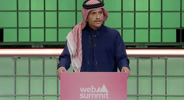 رئيس الوزراء القطري بقمة الويب: نسعى لصنع