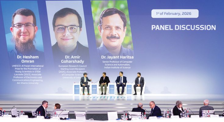 علماء القمة العالمية: أعظم الاكتشافات وُلدت مسارات