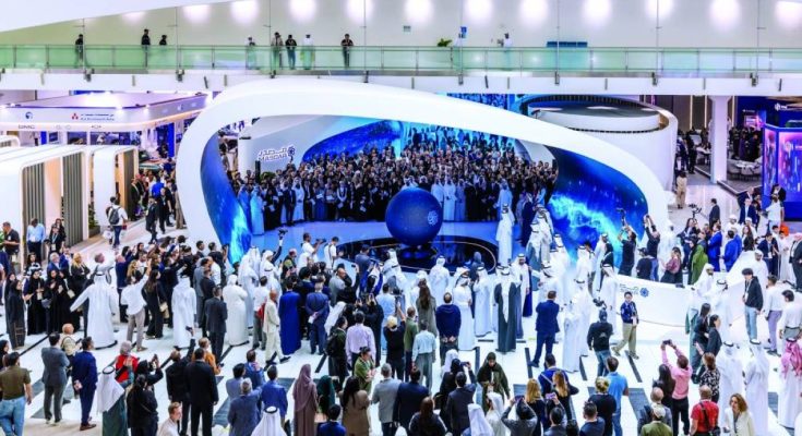 حضور قياسي.. ألف زائر للقمة العالمية لطاقة