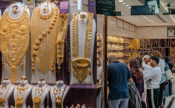 أسعار الذهب تستعيد درهماً للجرام الإمارات