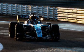 سيارة ويليامز لموسم 2026 تظهر الحلبة أخيرًا