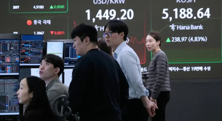 أسهم آسيا تترنح تحت وطأة تراجعات التكنولوجيا