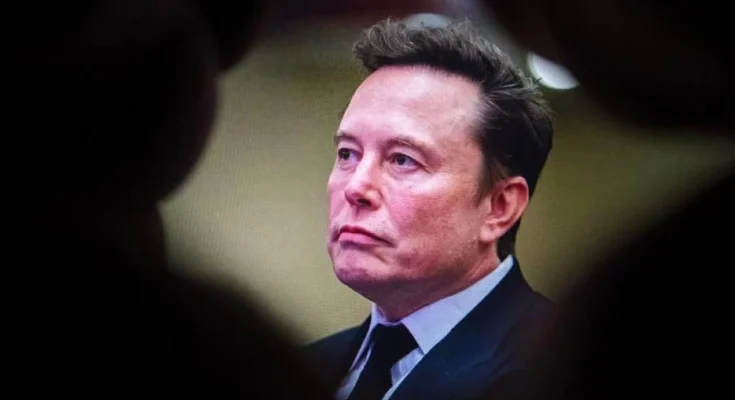 إيلون ماسك: أميركا ستفلس حتماً والذكاء الاصطناعي