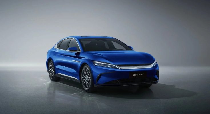 مسؤول تنفيذي: السيارات الكهربائية الصينية تهدد ملايين