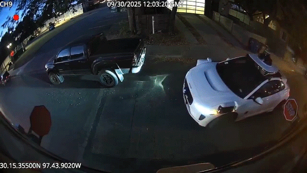 تقود Waymo سوق سيارات الأجرة الآلية مليون