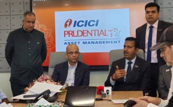 شركة تدير أصولاً بـ130 مليار دولار تفتتح