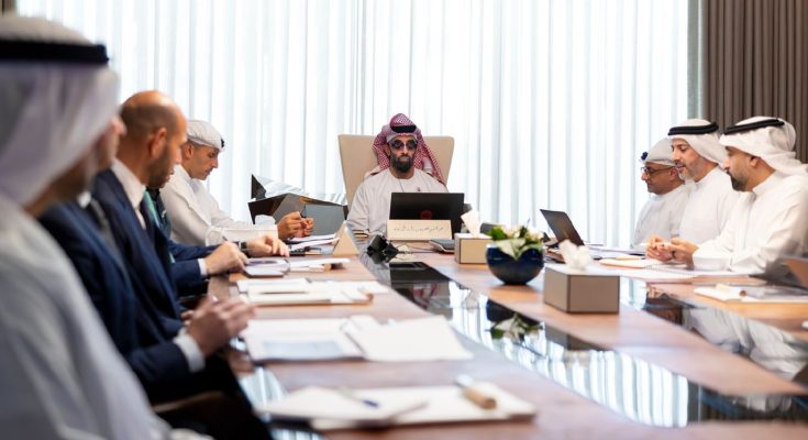 طحنون زايد يترأس الاجتماع الأول لمجلس إدارة