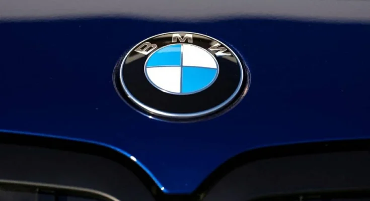 دبليو تستدعي مئات الآلاف سياراتها حول العالم