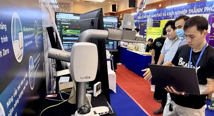 فتح الأبواب أمام سوق المنتجات العلمية والتكنولوجية.