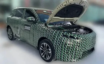 أول سيارة إنتاج شركتي ليب موتور وفاو