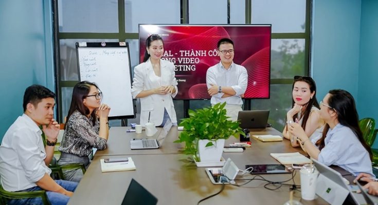 الاقتصاد الإبداعي الأخضر: عندما يفتح المحتوى النظيف