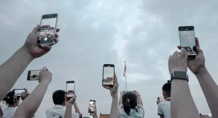 توقعات بانكماش سوق الهواتف الذكية 13% 2026