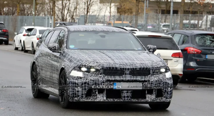 الكشف التصميم الداخلي الجديد لسيارة BMW