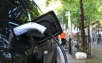 معضلة مناخية: تصمد بطاريات السيارات الكهربائية للحرارة